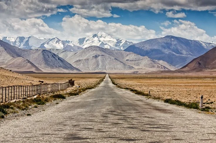 Pamir Tour